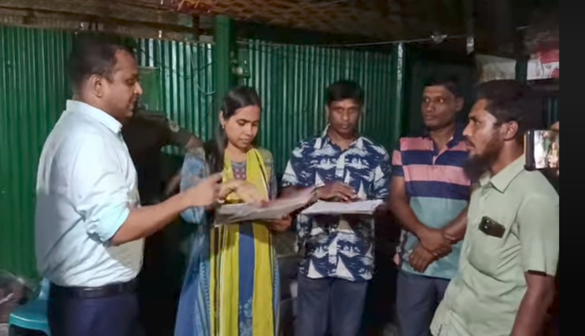 অস্বাস্থ্যকর ও নোংরা পরিবেশে সেমাই তৈরি, ২৫ হাজার টাকা অর্থদণ্ড