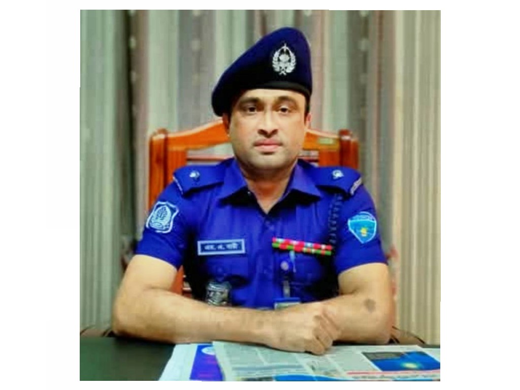 দাউদকান্দি মডেল থানায় নতুন ওসি আ.বারীর যোগদান, অপরাধ দমনে কঠোর অবস্থানের ঘোষণা