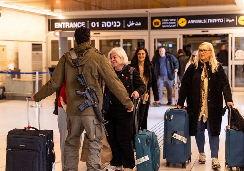 যুদ্ধবিরোধী বিক্ষোভে উত্তাল ইসরাইল, বাড়ছে দেশত্যাগের প্রবণতা